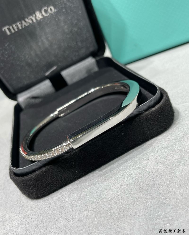 T*f*ny bracelets